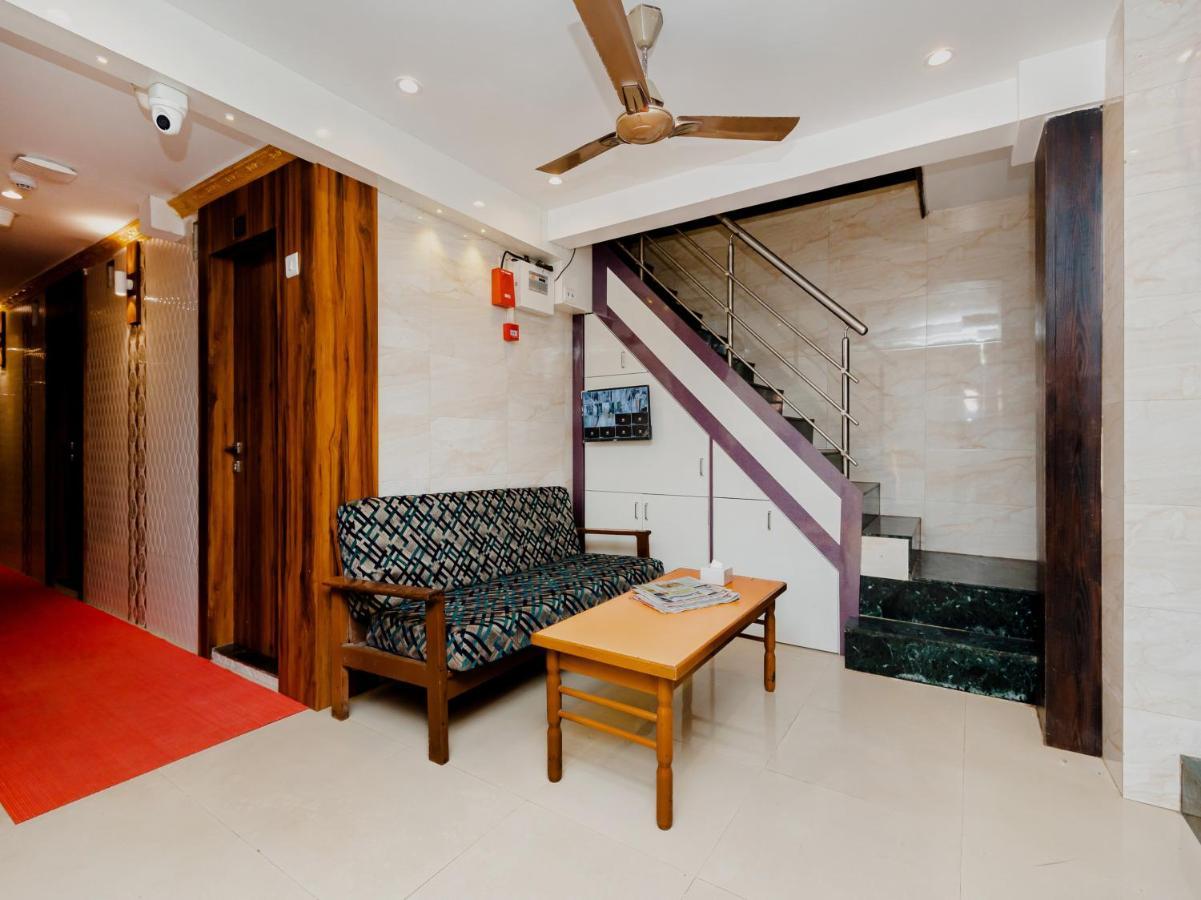 Hotel Kgn Near Cst Railway Station Mumbai And Haj House Mumbai Near Crawford Market Bombaj Exteriér fotografie